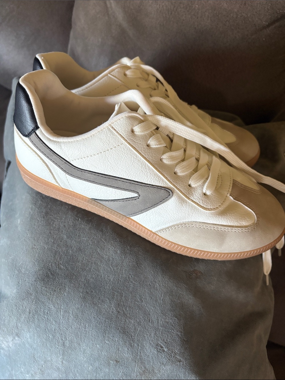 Dolce Vita White and Gray Low-Top Sneakers